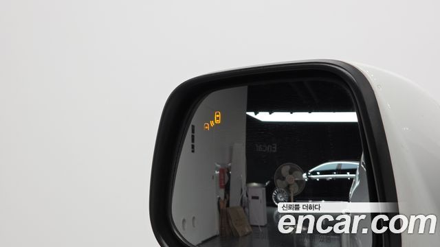 Chevrolet Orlando 2.0 Diesel LTZ Safety 2015 — фото 28