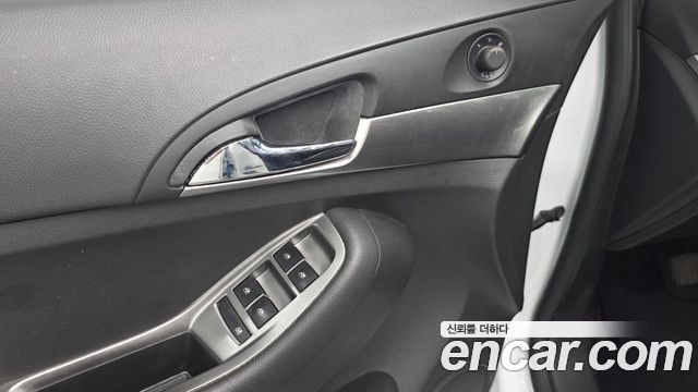 Chevrolet Orlando 2.0 Diesel LTZ Safety 2015 — фото 29