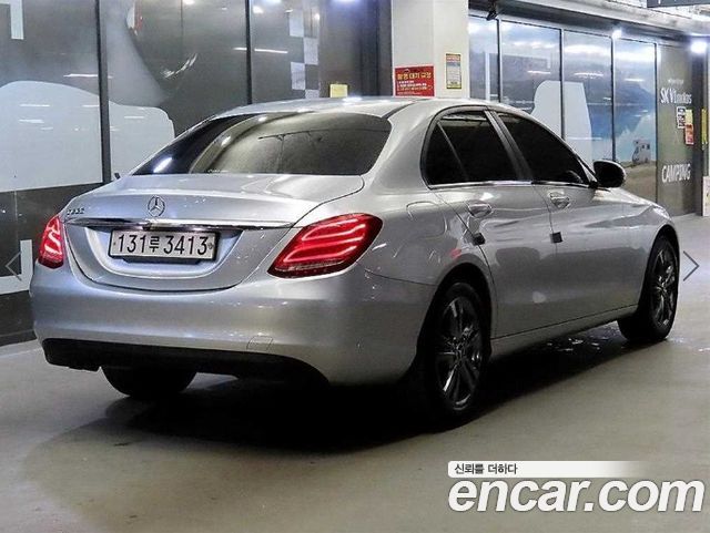 Mercedes-Benz C-Class (W205) C200 2016 — фото 4
