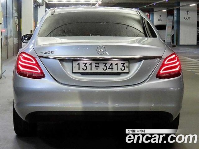 Mercedes-Benz C-Class (W205) C200 2016 — фото 5