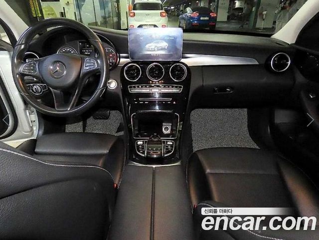 Mercedes-Benz C-Class (W205) C200 2016 — фото 10