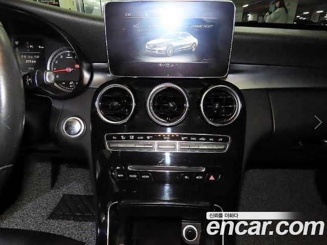 Mercedes-Benz C-Class (W205) C200 2016 — фото 15