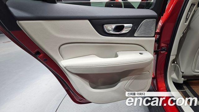 Volvo V60 Cross Country (II) T5 Pro AWD 2020 — фото 25