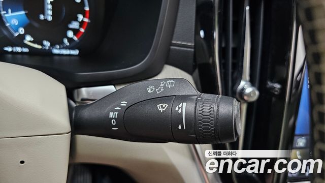 Volvo V60 Cross Country (II) T5 Pro AWD 2020 — фото 28