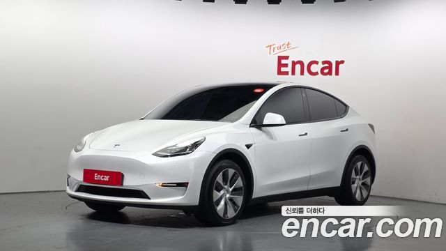 Tesla Model Y Long Range AWD