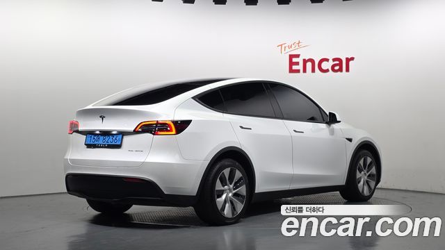 Tesla Model Y Long Range AWD 2022 — фото 2