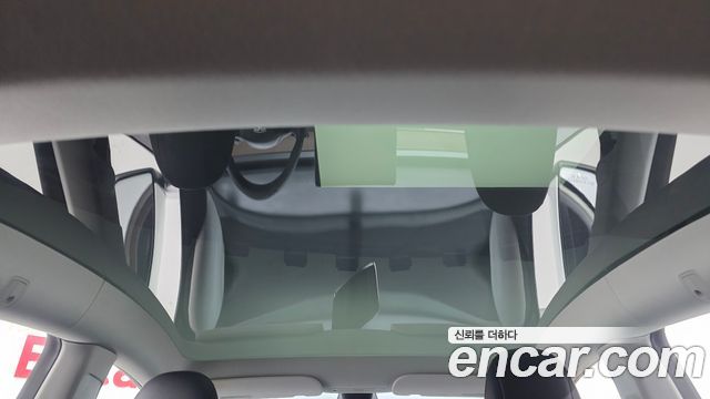 Tesla Model Y Long Range AWD 2022 — фото 20