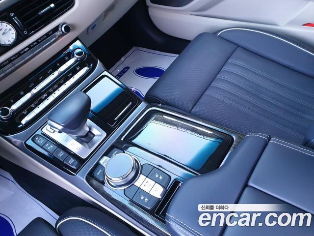 Genesis EQ900 3.3 T-GDI AWD Premiun Luxury 2016 — фото 4