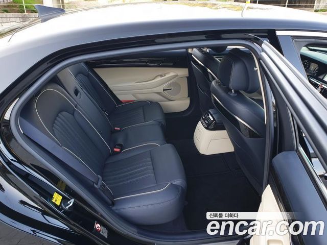 Genesis EQ900 3.3 T-GDI AWD Premiun Luxury 2016 — фото 17