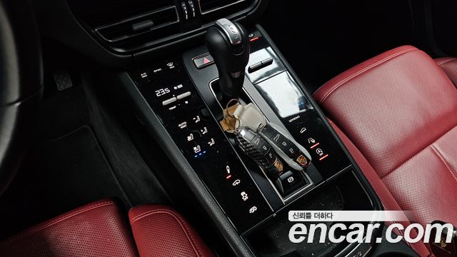 Porsche Macan 2.9 GTS 95B 2023 — фото 9