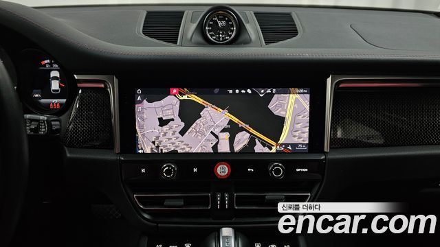 Porsche Macan 2.9 GTS 95B 2023 — фото 15
