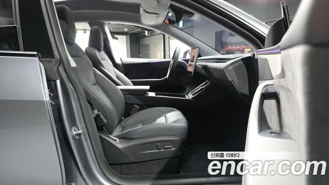 Tesla Model Y Long Range Launch Edition AWD 2025 — фото 26