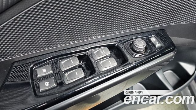 KG Mobility (SsangYong) Very New Tivoli Gasoline 1.5 2WD V3 2020 — фото 13