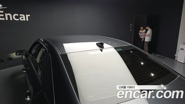 Hyundai Grandeur (GN7) 2,5 Gasoline 2WD Premium 2023 — фото 30