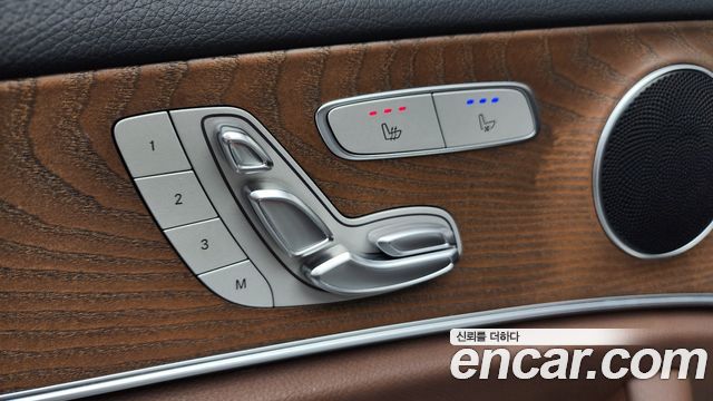Mercedes-Benz E-Class (W213) E250 Exclusive 2021 — фото 40