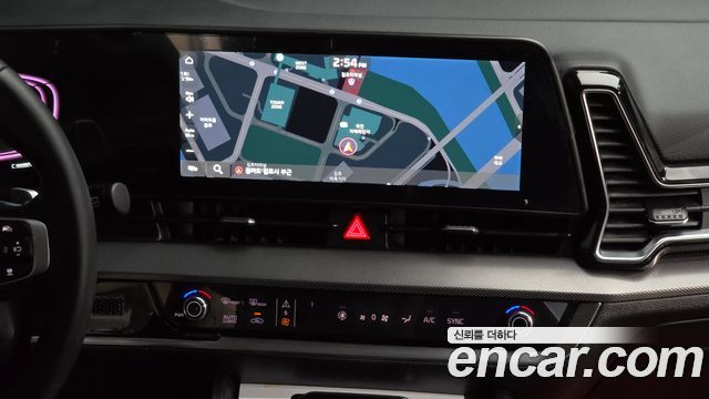 Kia Sportage (V) Diesel 2.0 2WD Nobleless 2023 — фото 14
