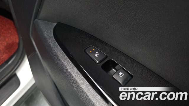 Kia Sportage (V) Diesel 2.0 2WD Nobleless 2023 — фото 18