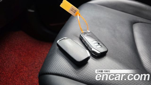 Kia Sportage (V) Diesel 2.0 2WD Nobleless 2023 — фото 31