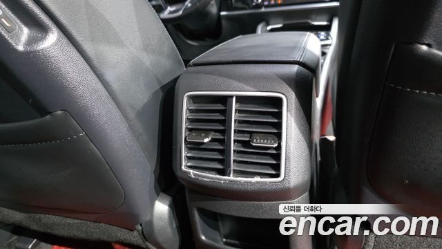 Kia Sportage (V) Diesel 2.0 2WD Nobleless 2023 — фото 33