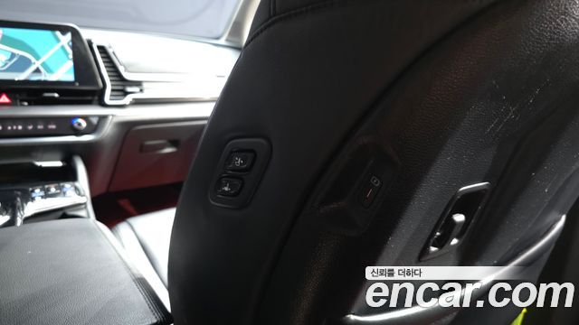 Kia Sportage (V) Diesel 2.0 2WD Nobleless 2023 — фото 35