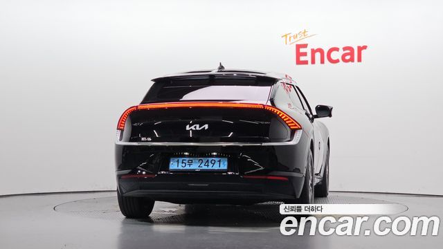 Kia EV6 Long Range Earth 2023 — фото 4