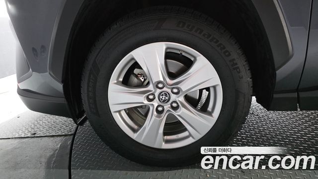 Toyota RAV4 (V) 2.5 2WD 2019 — фото 5