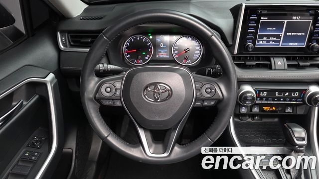Toyota RAV4 (V) 2.5 2WD 2019 — фото 17