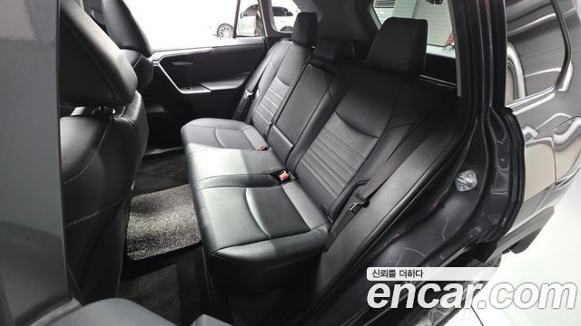 Toyota RAV4 (V) 2.5 2WD 2019 — фото 32