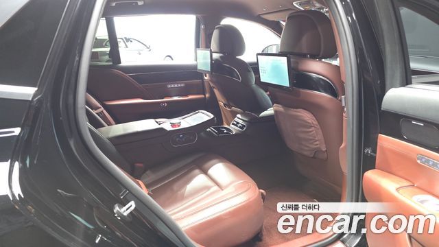Genesis G90 (RS4) Gasoline 3.5 Turbo AWD 2022 — фото 12
