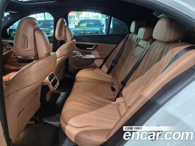 Mercedes-Benz E-Class (W214) E300 4MATIC Exclusive 2026 — фото 15
