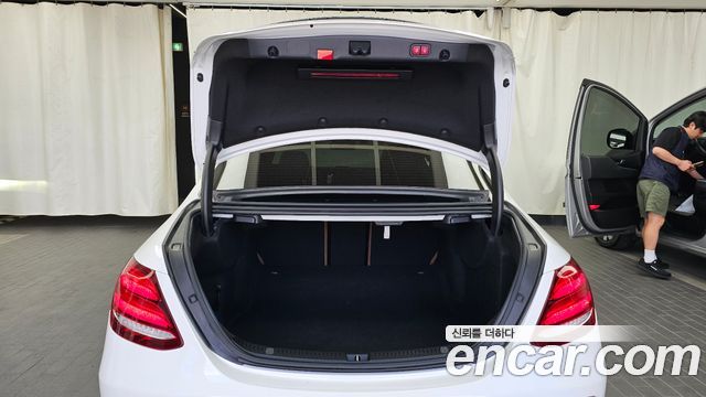 Mercedes-Benz E-Class (W213) E250 Avantgarde 2020 — фото 24