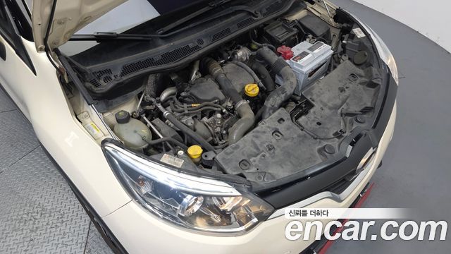 Renault Korea QM3 RE 2015 — фото 6