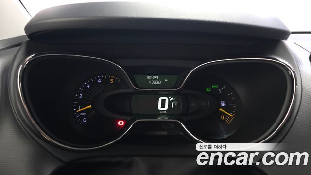 Renault Korea QM3 RE 2015 — фото 8