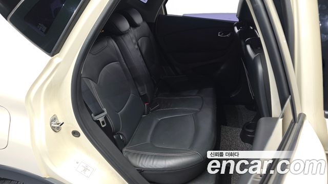 Renault Korea QM3 RE 2015 — фото 12