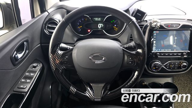 Renault Korea QM3 RE 2015 — фото 13