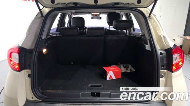 Renault Korea QM3 RE 2015 — фото 20