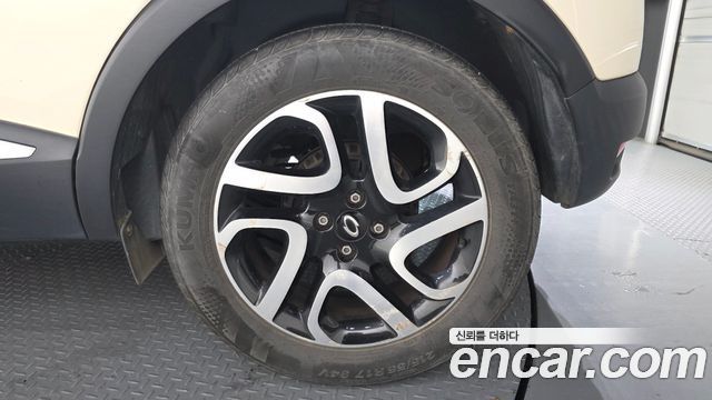 Renault Korea QM3 RE 2015 — фото 21