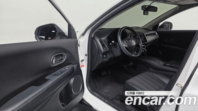 Honda HR-V 1.8 2016 — фото 10