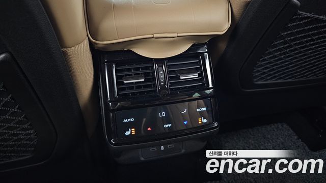 Renault Korea Grand Koleos 2.0 Iconic 2WD 2025 — фото 33