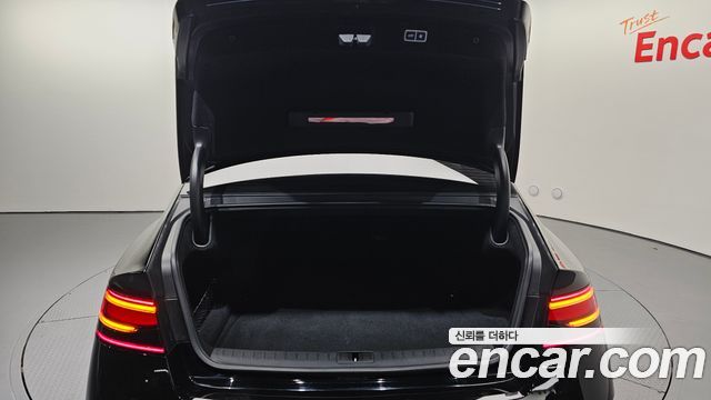 Genesis G90 (RS4) Gasoline 3.5 Turbo AWD 2022 — фото 24