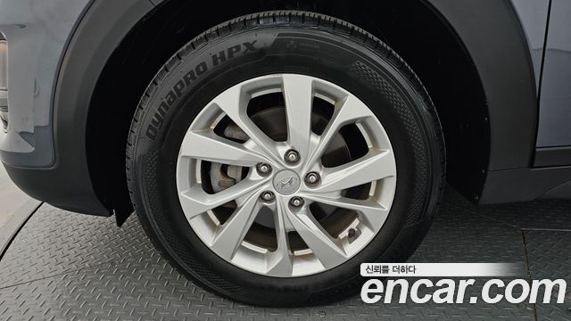 Hyundai Tucson Gasoline 1.6 turbo 2WD Modern 2020 — фото 5