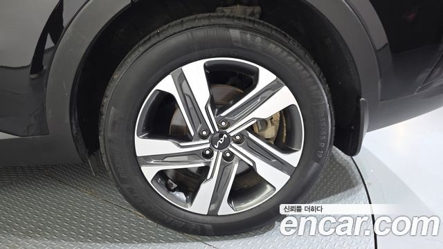 Kia Sorento (IV) HEV 1.6 2WD Noblesse 2023 — фото 21
