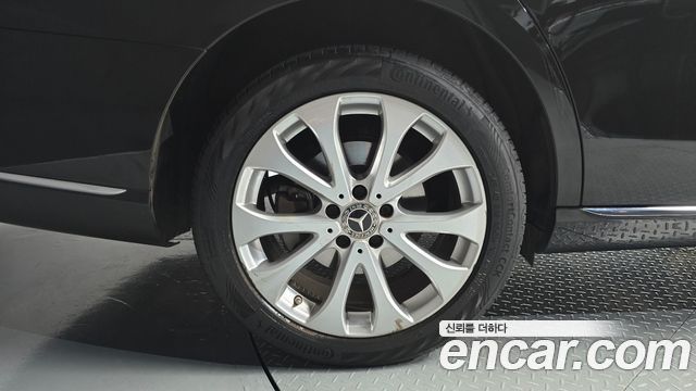 Mercedes-Benz E-Class (W213) E300 4MATIC Exclusive Standard 2018 — фото 5