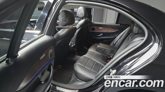 Mercedes-Benz E-Class (W213) E300 4MATIC Exclusive Standard 2018 — фото 12