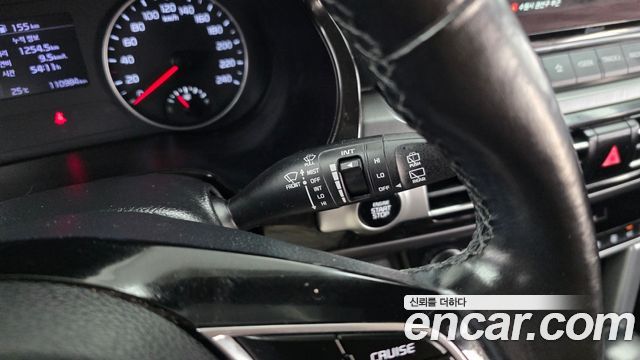 Kia Seltos Gasoline 1.6 Turbo 2WD Prestige 2022 — фото 29