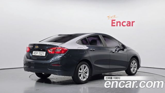 Chevrolet Cruze 1.4 Turbo LT Deluxe 2017 — фото 2