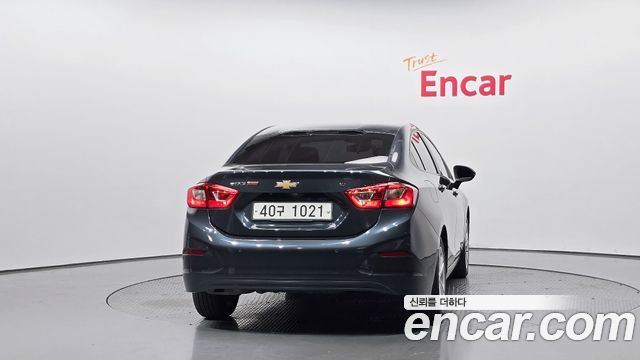Chevrolet Cruze 1.4 Turbo LT Deluxe 2017 — фото 4
