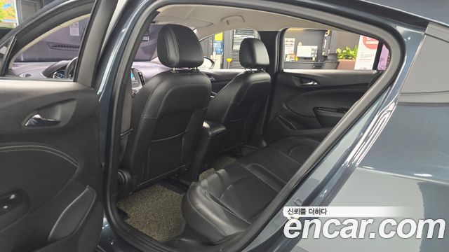 Chevrolet Cruze 1.4 Turbo LT Deluxe 2017 — фото 15