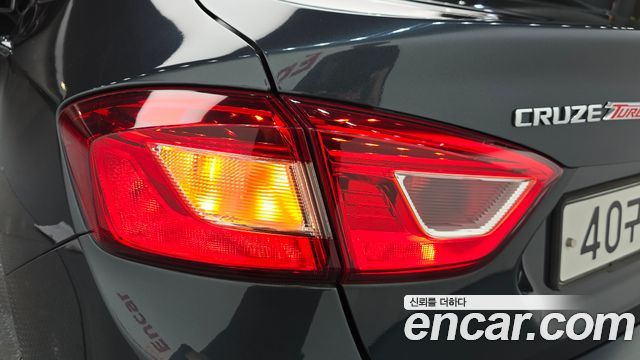 Chevrolet Cruze 1.4 Turbo LT Deluxe 2017 — фото 29