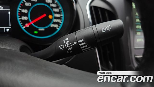 Chevrolet Cruze 1.4 Turbo LT Deluxe 2017 — фото 36
